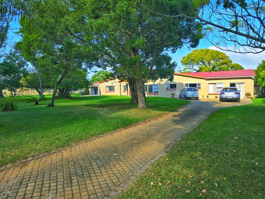 4 Bedroom Property for Sale in Crockarts Hope Eastern Cape